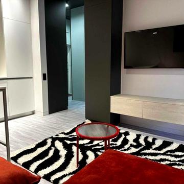 Ґарета Джонса вул. (Сімї Хохлових), 12