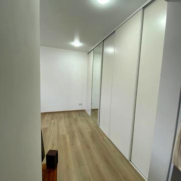 Патріотів вул., 1