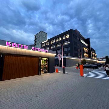 Костянтинівська вул., 66