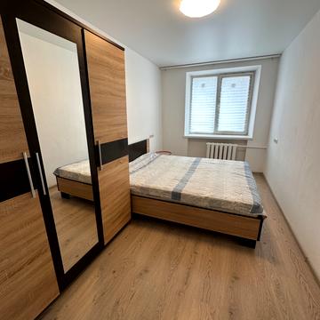 Богдана Хмельницького вул., 267