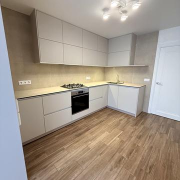 Генерала М. Тарнавського пров., 8