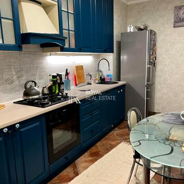 Дмитра Луценка вул. (Крейсера "Аврора"), 10