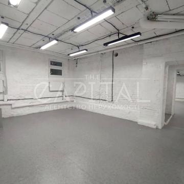 Івана Франка вул., 12