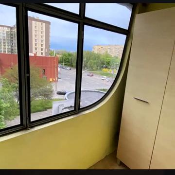 Слави бульв., 6