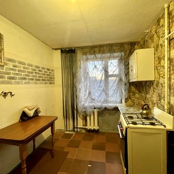 Семафорна вул., 48