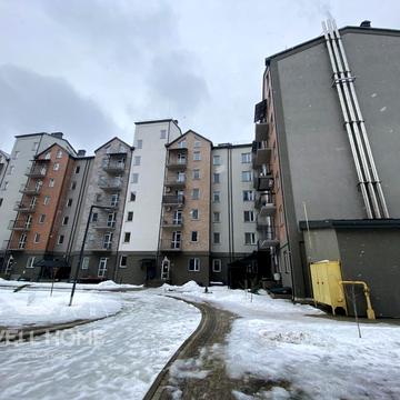 Героїв Крут вул., 12