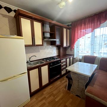 Державності вул., 23 к2