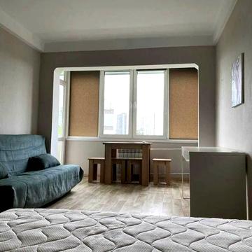 Романа Ратушного вул. (Волгоградська), 39