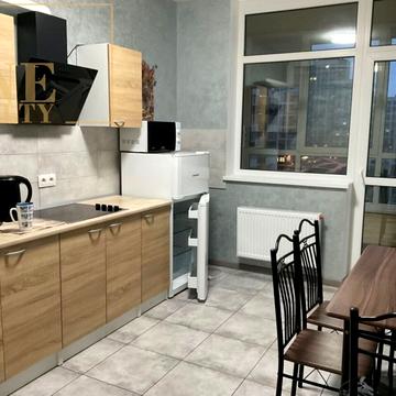 Європейського Союзу просп. (Правди), 41-Д