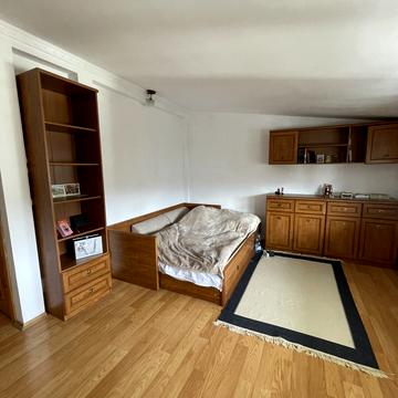 Євгена Коновальця вул. (), 23