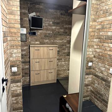 Шишківська вул., 6