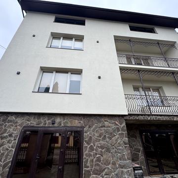 черкаська, 6