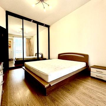 Старонаводницька вул., 6-Б