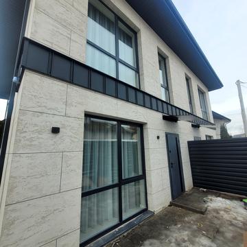 Зоряна вул.