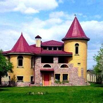 Миру вул., 30