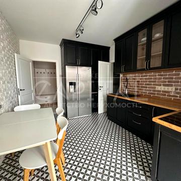 Єлизавети Чавдар вул., 28