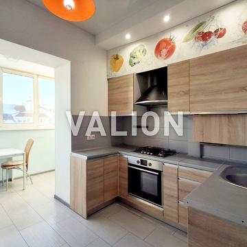 Богдана Хмельницького вул., 9-Б