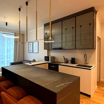 Бульварно-Кудрявська вул. (Воровського), 17