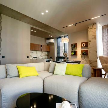 Салютна вул., 2к21