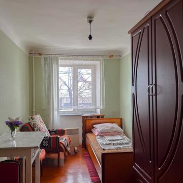 Гетьмана Полуботка вул., 8