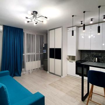 Центральна вул., (Будинок 3)