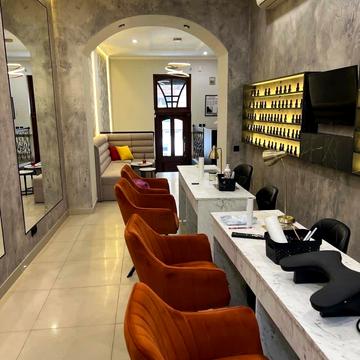 Івана Франка вул., 2