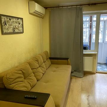 Олександра Поля просп. (Кірова), 94-Б