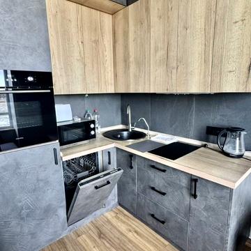 Владислава Бувалкіна вул. (Бочарова Генерала), 73