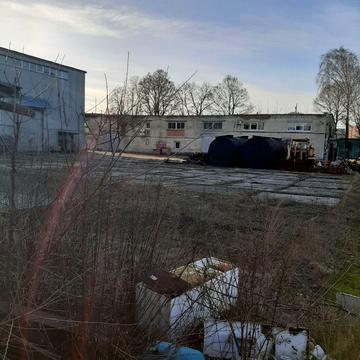 Металургів вул., 19