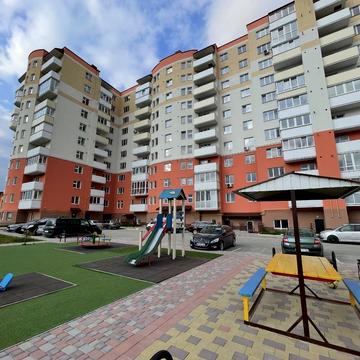 Володимира Великого вул., (Будинок 2)