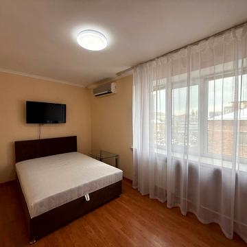 Дегтярівська вул., 11