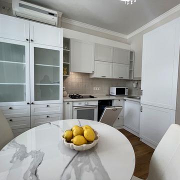 Рея Бредбері вул., 5/15