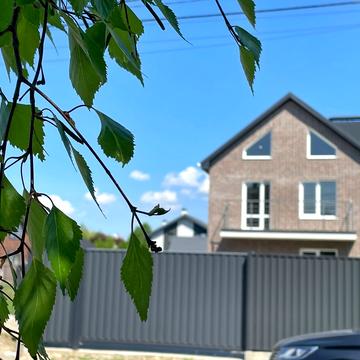 Джерельна вул., 58