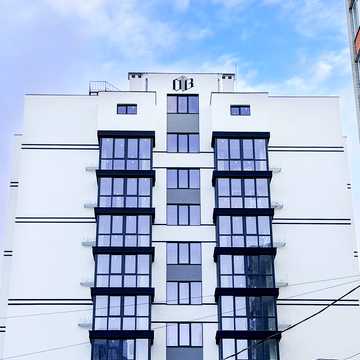 Павла Скоропадського вул., 4