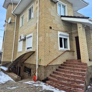 Олександри Риндовської вул.