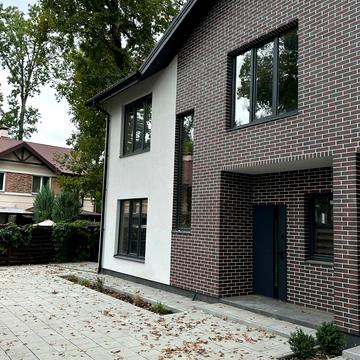 Києво-Мироцька вул.