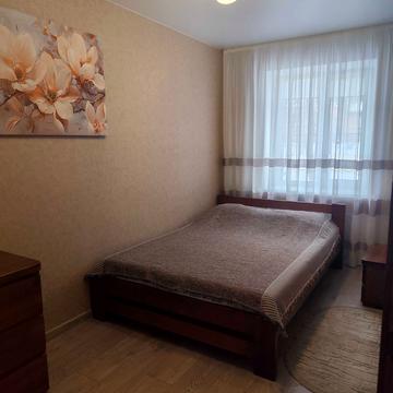 Ольжича вул., 2/33