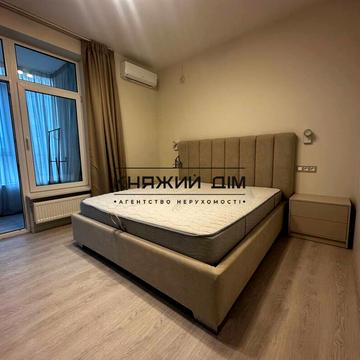 Лесі Українки бульв., 7-В