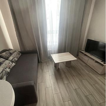 Драгоманова вул., 10