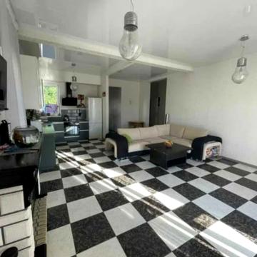 Державна вул. (Радянська), 30