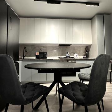 Княгинин вул., (Будинок 21)