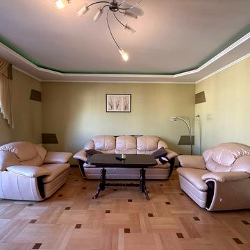 Михайла Драгана вул., 9