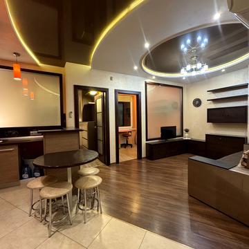 Вячеслава Чорновола просп. (), 67б