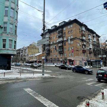 Саксаганського вул., 70/16