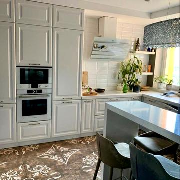 Юрія Кондратюка вул., 5