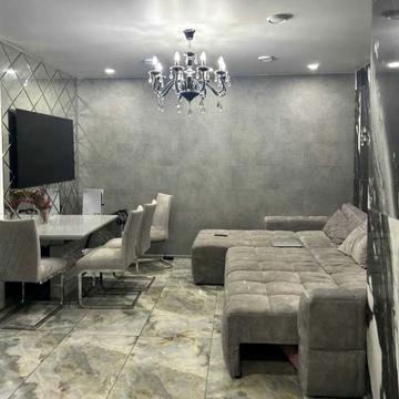 Академіка Сахарова вул., 40/1