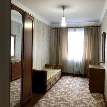 Левка Лукяненка просп. (Рокоссовського), 17