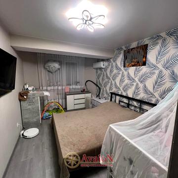 Владислава Бувалкіна вул. (Бочарова Генерала), 75