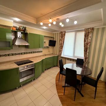 Золотоустівська вул., 50