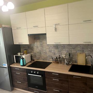 Вацлава Гавела бульв. (Івана Лепсе), 28